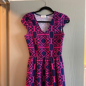 Everly | Navy & Pink Cap Sleeve V-neck Dress SMALL